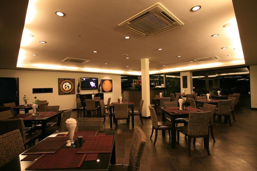 Palm Grove Resort, Pattaya Na Chom Thian Buitenkant foto