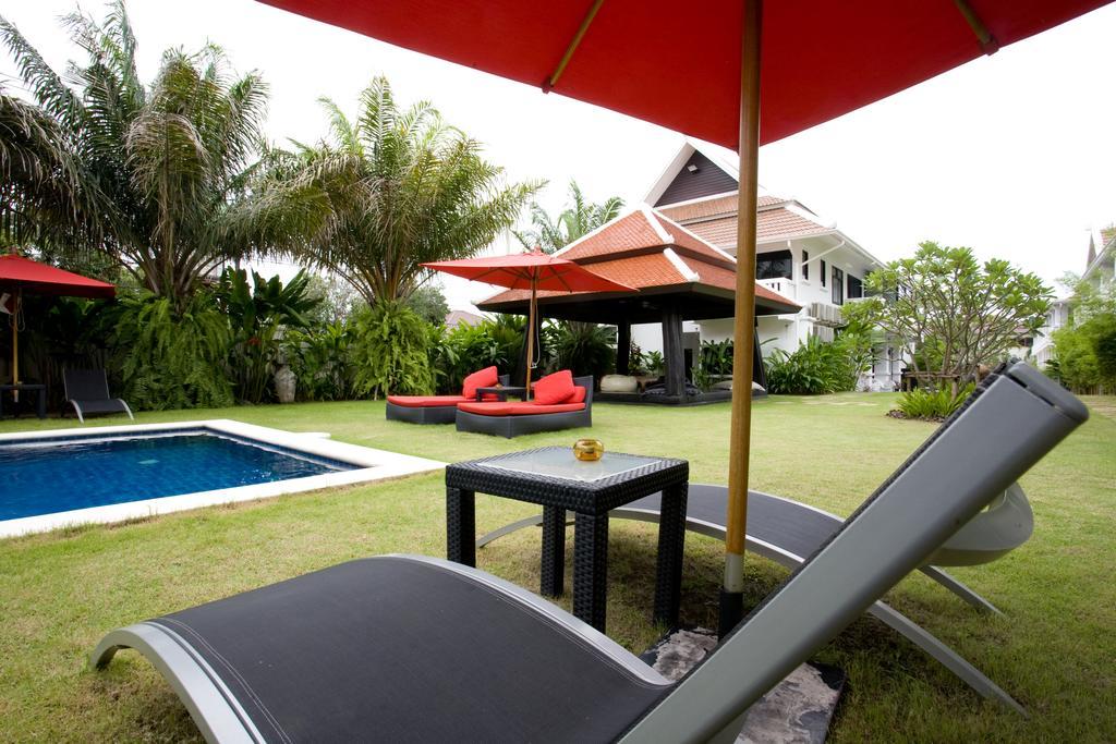 Palm Grove Resort, Pattaya Na Chom Thian Buitenkant foto