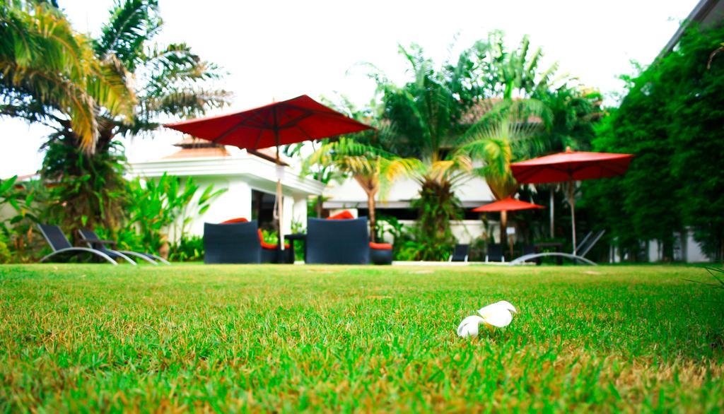 Palm Grove Resort, Pattaya Na Chom Thian Buitenkant foto