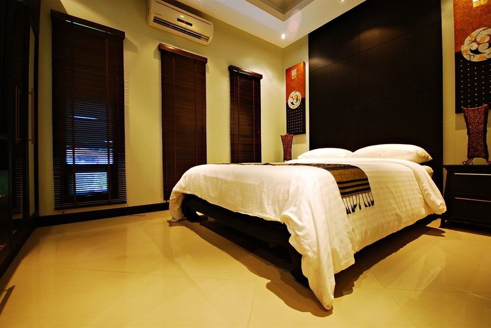 Palm Grove Resort, Pattaya Na Chom Thian Buitenkant foto